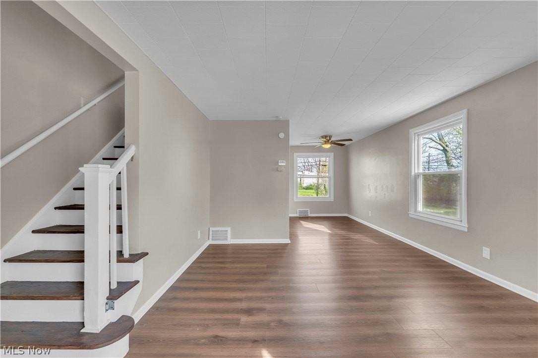 24891 Fisher Rd - Photo 5 of 21