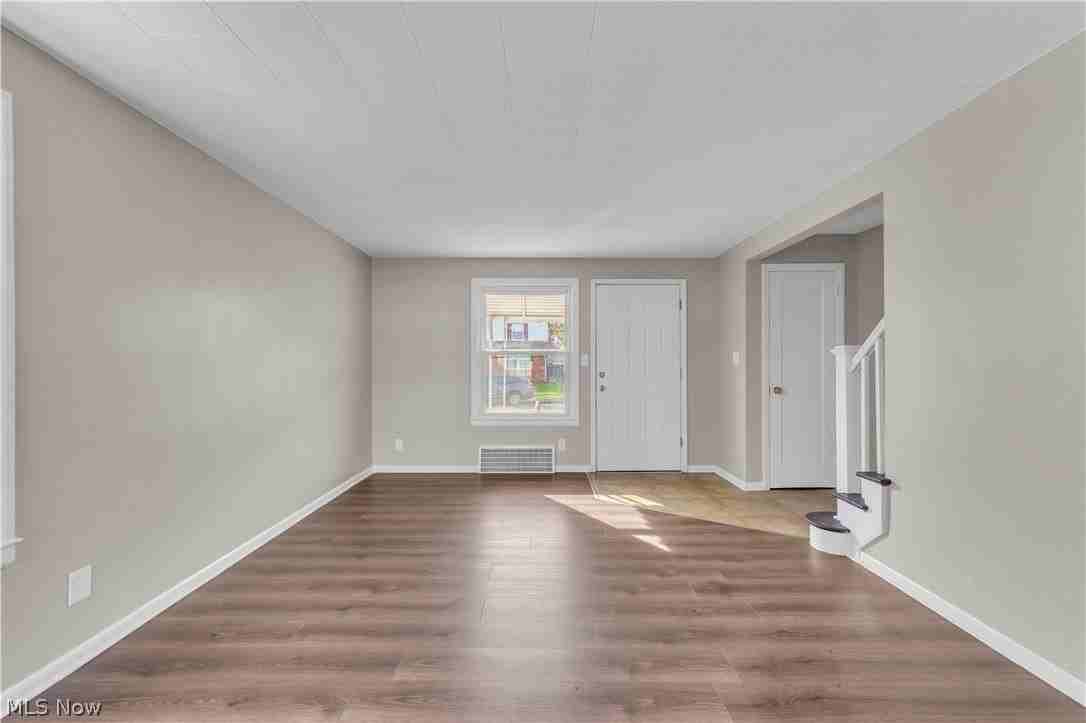 24891 Fisher Rd - Photo 6 of 21