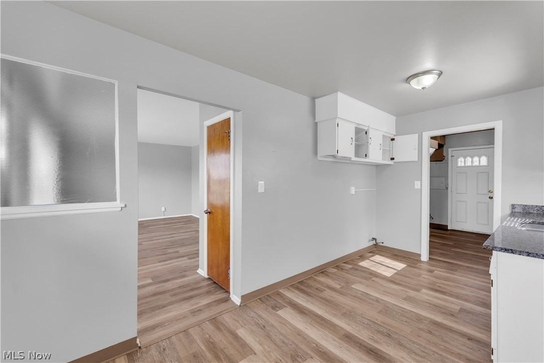 17401 Wayne Dr - Photo 7 of 24