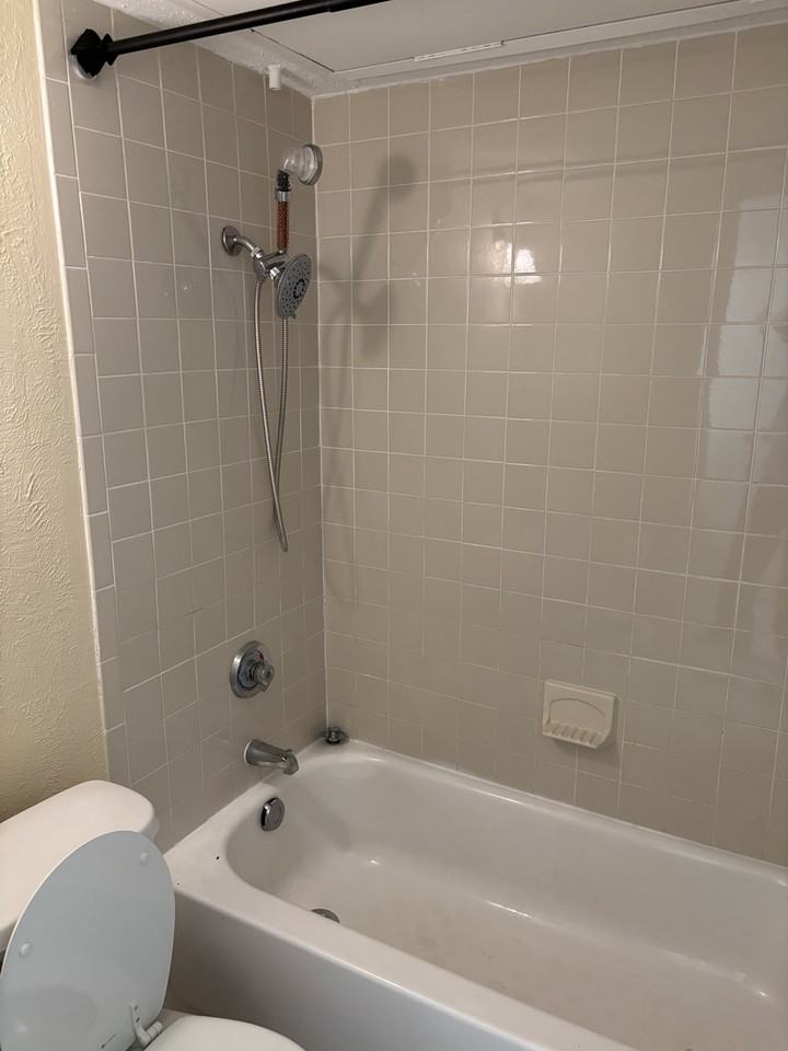 10650 Steppington Dr #146 - Photo 6 of 11