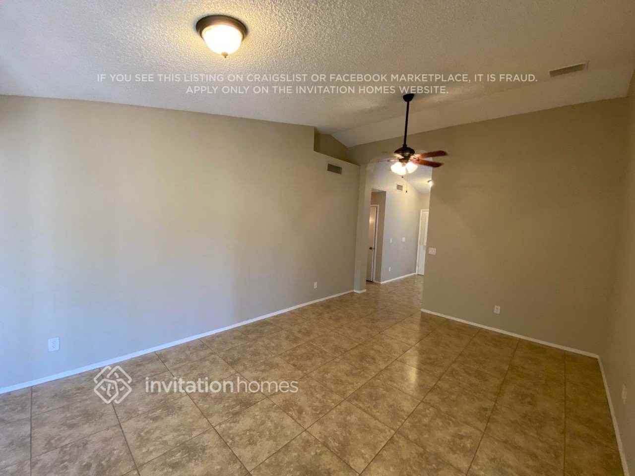 6526 N 69th Dr - Photo 3 of 15