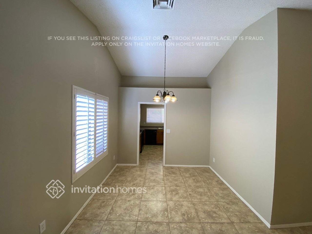 6526 N 69th Dr - Photo 4 of 15