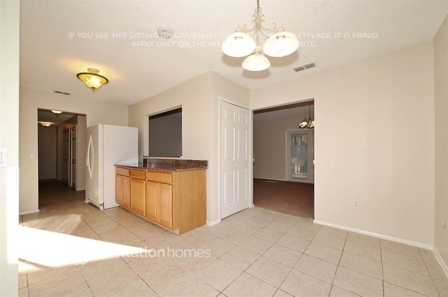 1429 Piney Branch Cir - Photo 7 of 21