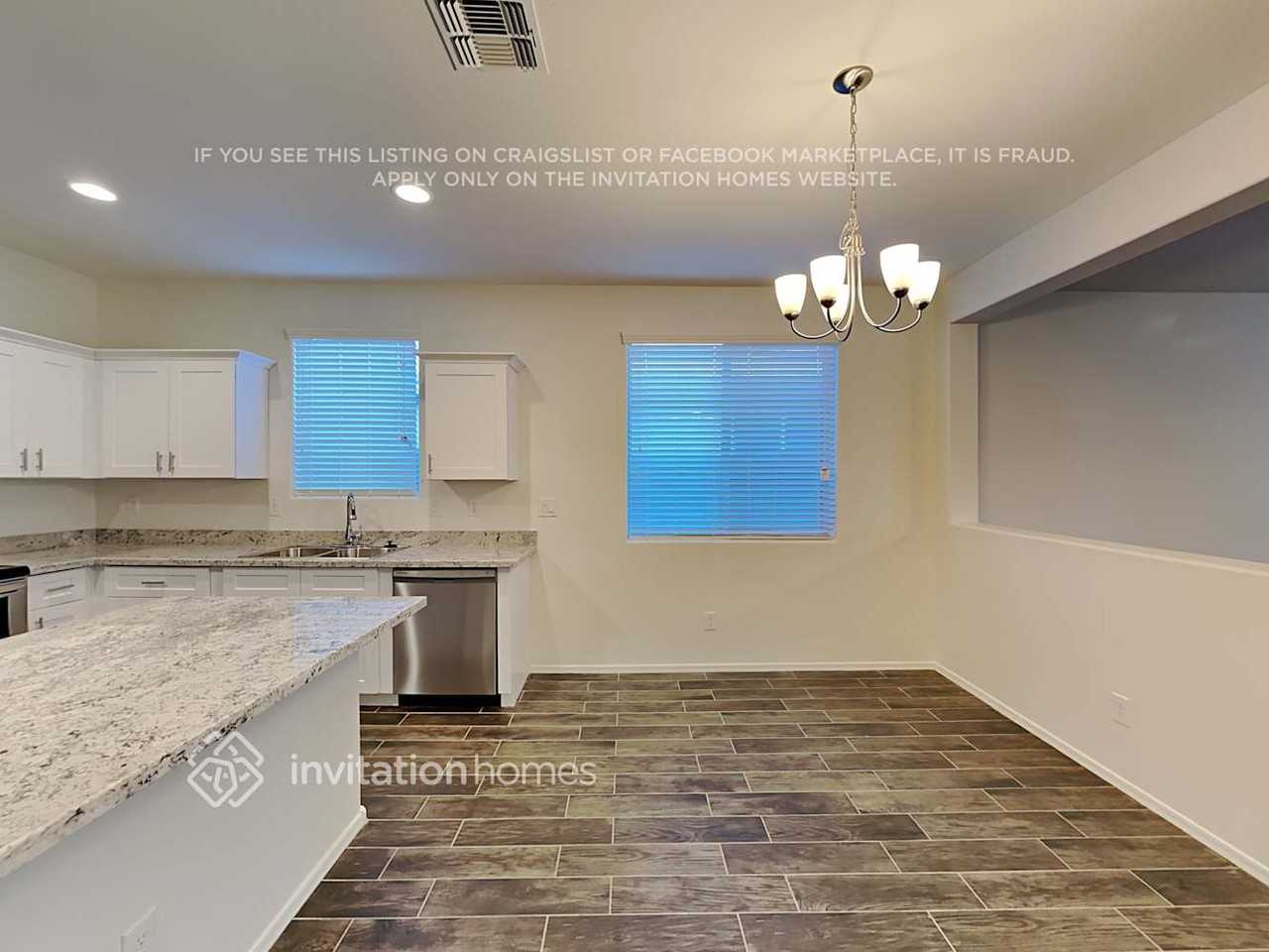 18357 W Ida Ln - Photo 7 of 17