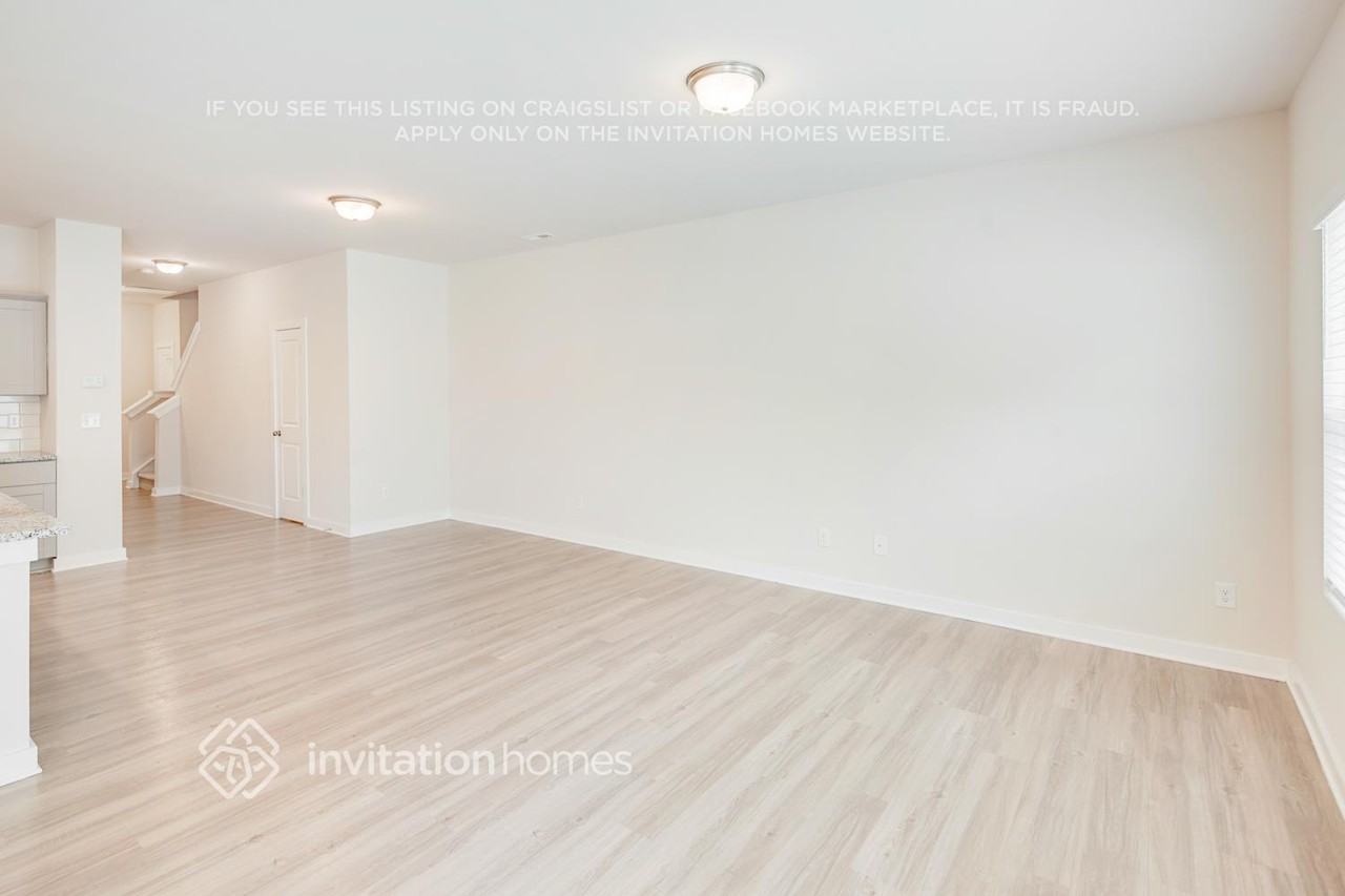 3019 Ayana Dr - Photo 2 of 26
