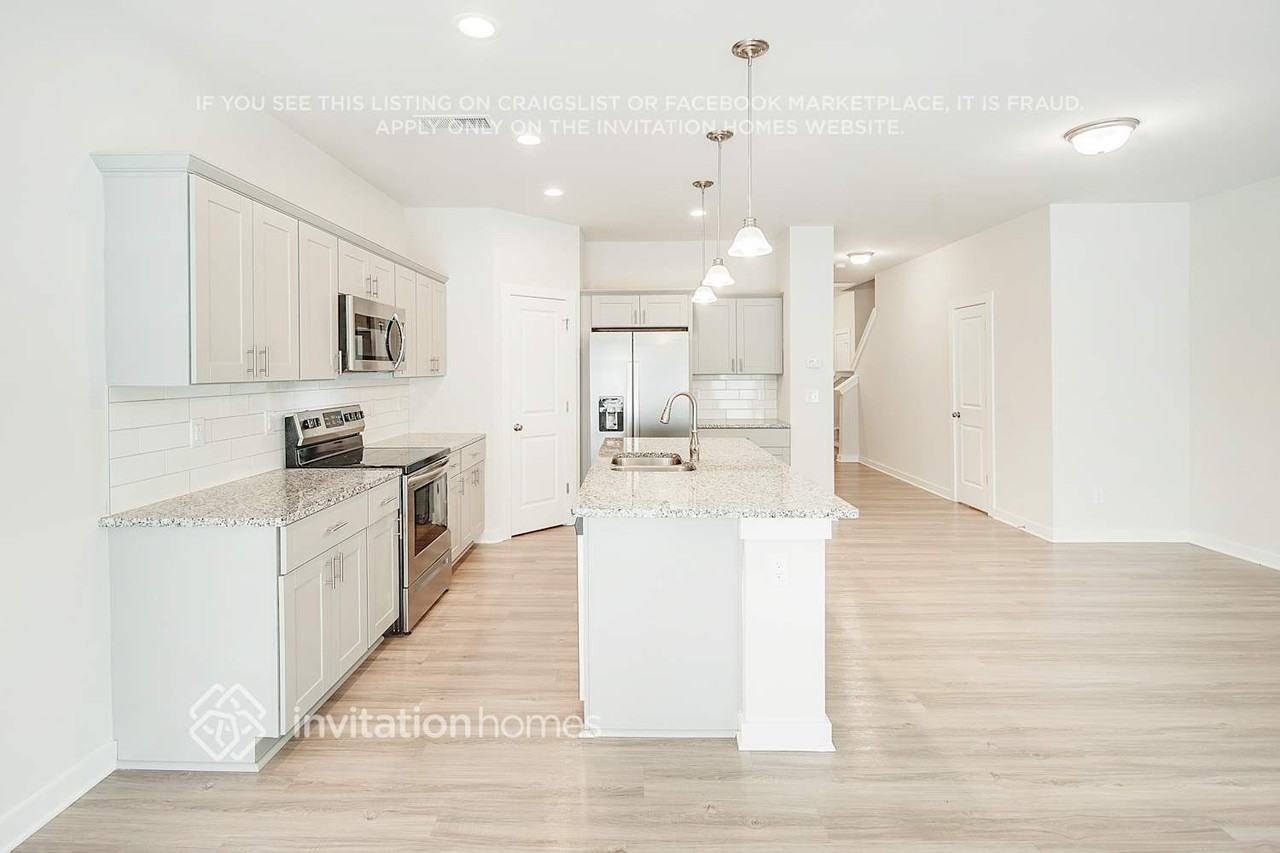 3019 Ayana Dr - Photo 7 of 26