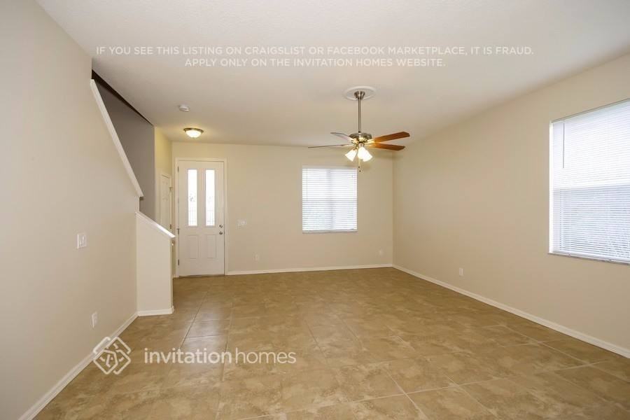 4627 Bay Laurel Ct - Photo 4 of 19