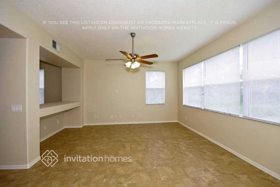 4627 Bay Laurel Ct - Photo 5 of 19