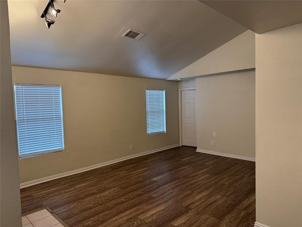 4301 Munger Ave - Photo 6 of 14