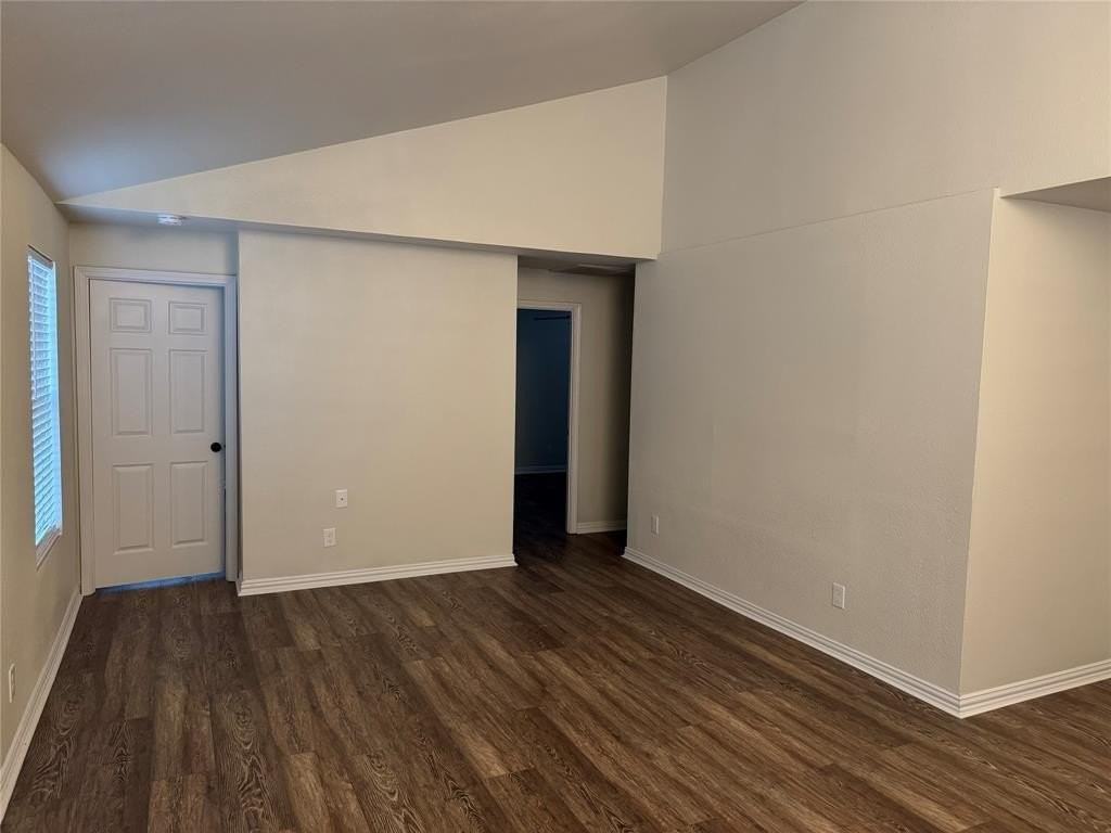 4301 Munger Ave - Photo 7 of 14