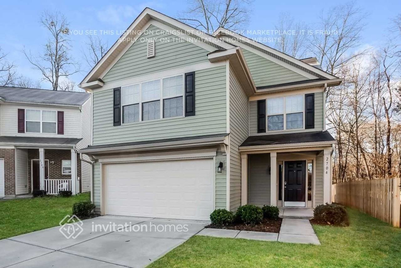 2704 Old House Cir - Photo 2 of 16