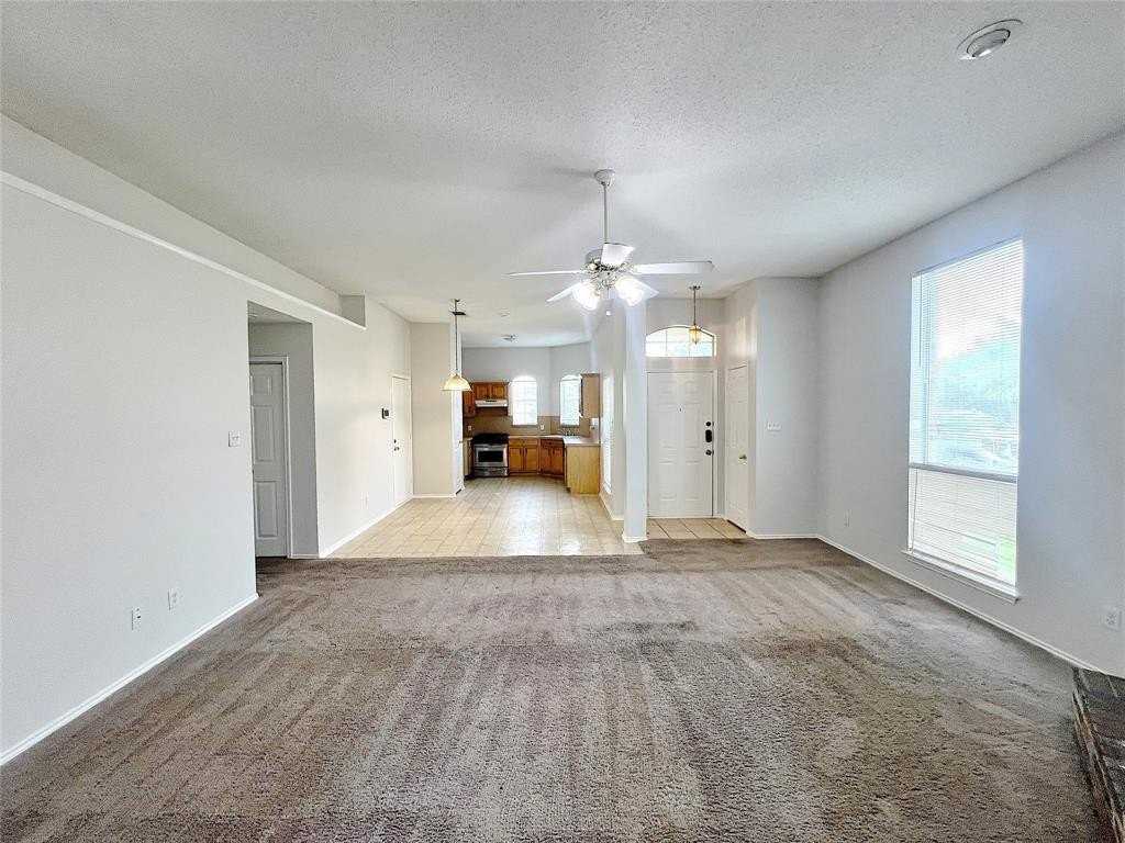 112 Walnut Ln - Photo 6 of 21