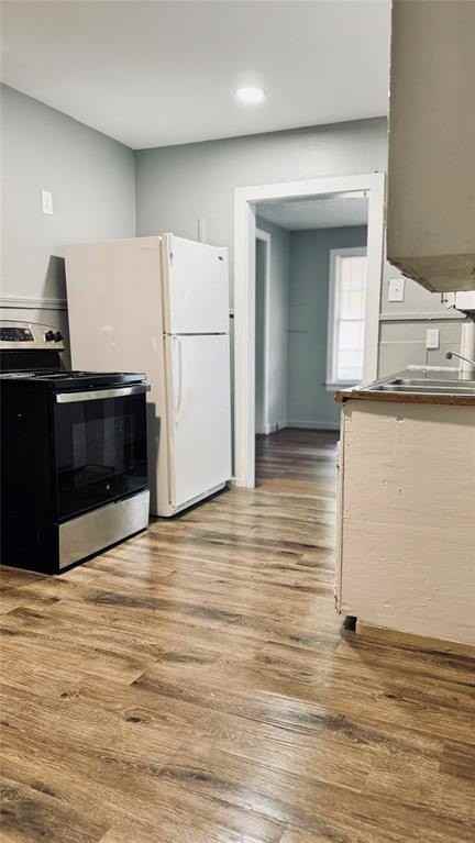 223 W 69th St - Photo 5 of 9