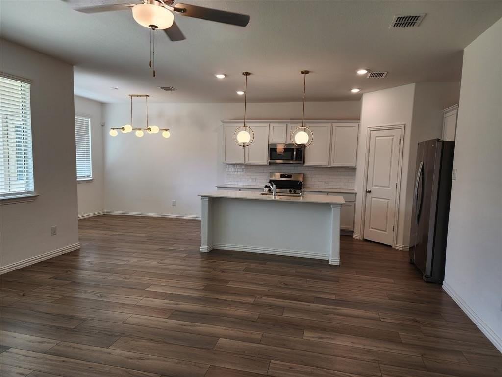 3005 Sovereignty Dr - Photo 5 of 32