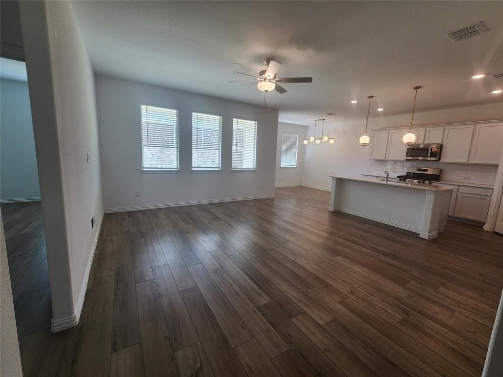 3005 Sovereignty Dr - Photo 7 of 32