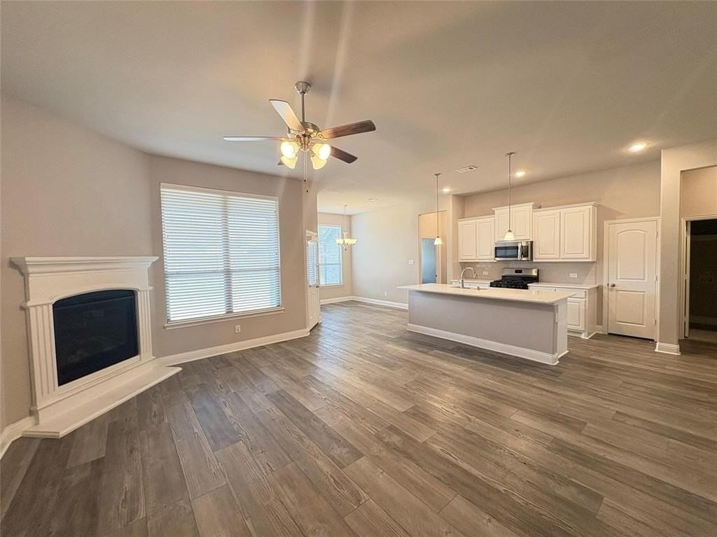 2817 Bobcat Dr - Photo 4 of 18