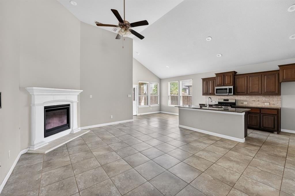 1133 Belsay Ln - Photo 5 of 37