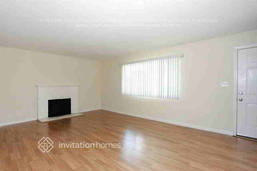 130 Almanor Dr - Photo 3 of 22