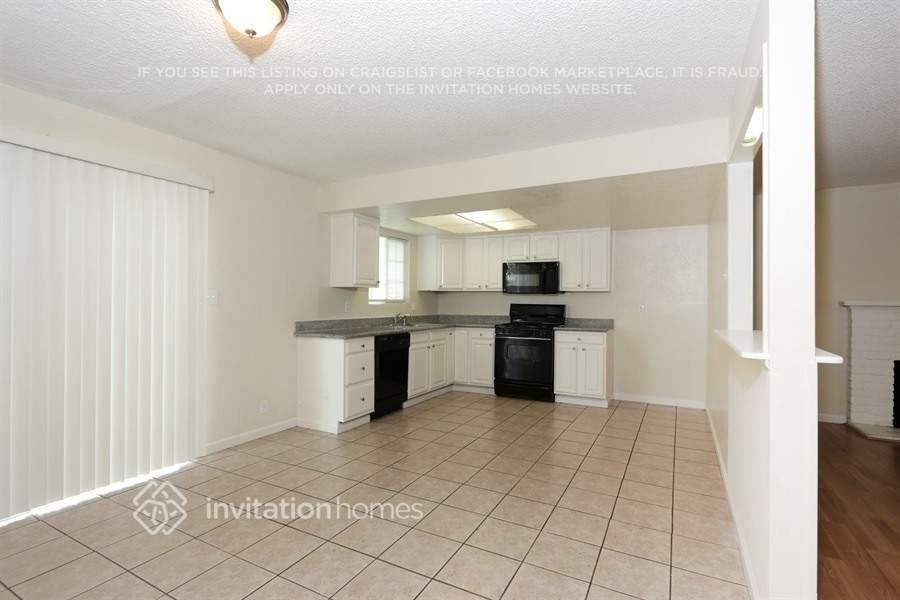 130 Almanor Dr - Photo 7 of 22