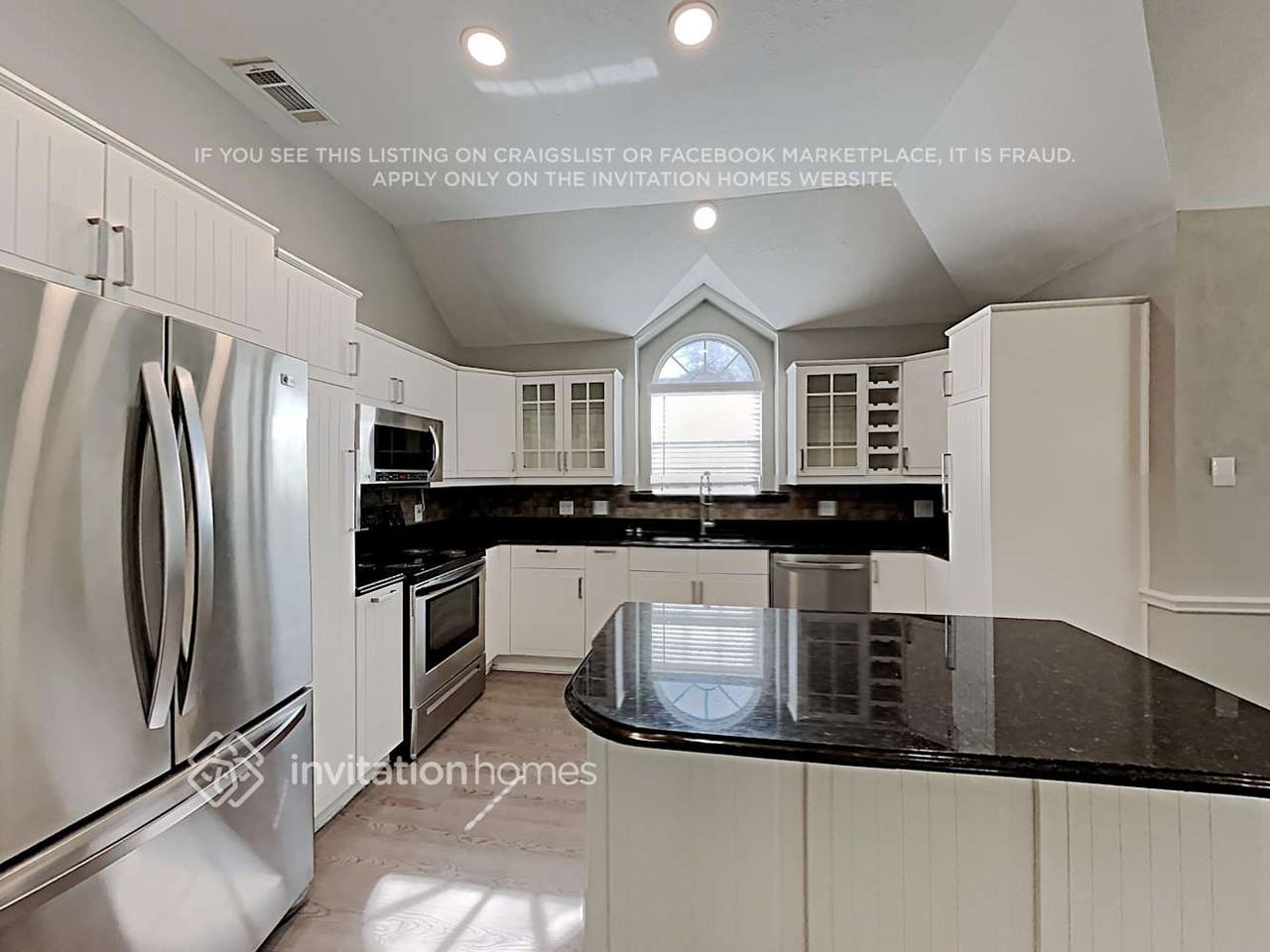 7121 Timberlane Dr - Photo 6 of 20