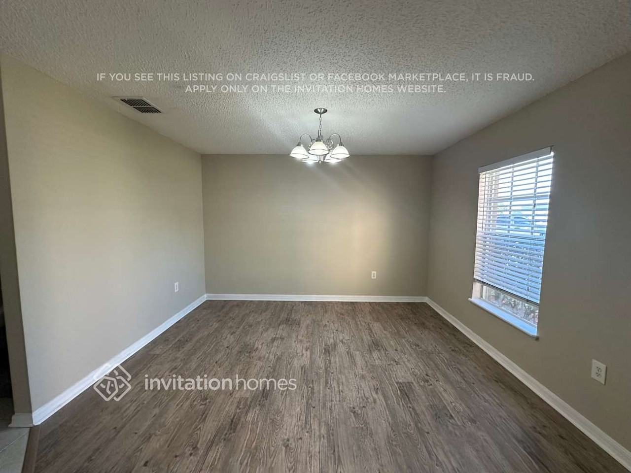 3165 Hoover Dr - Photo 2 of 9