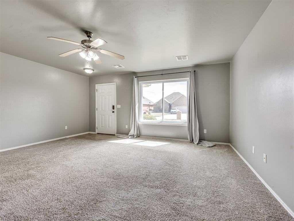 609 E Linden Ln - Photo 4 of 16