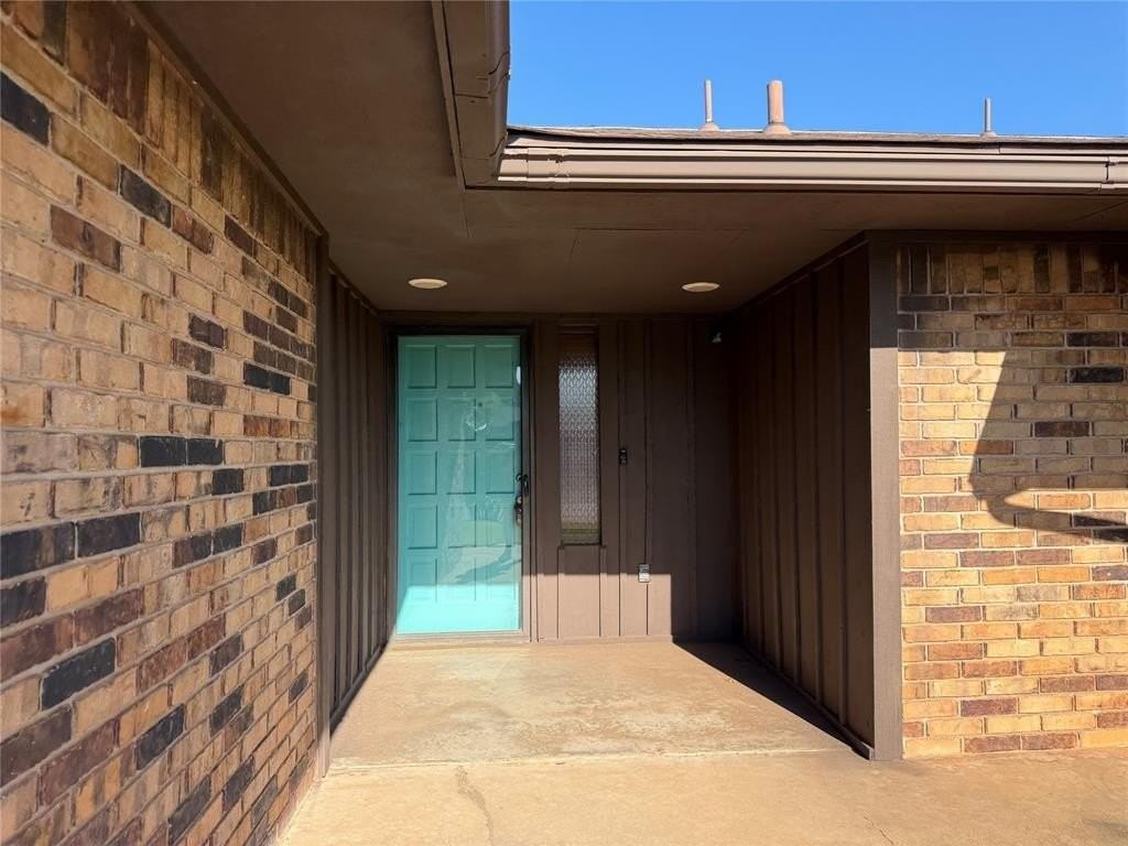 33 Peterson Dr - Photo 2 of 16