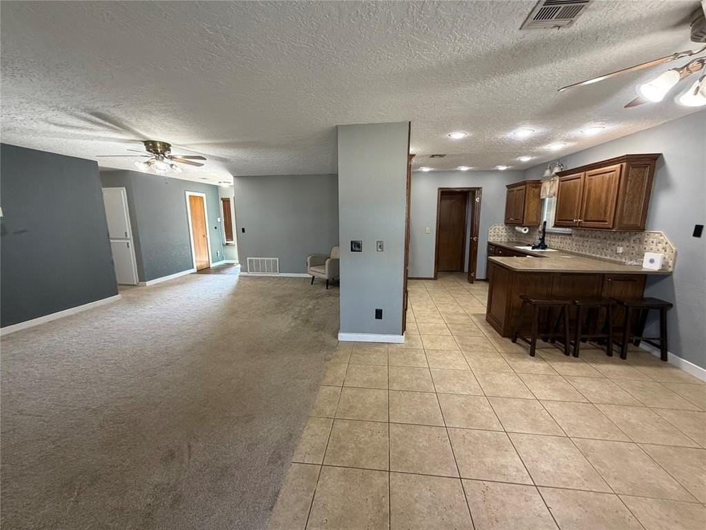 33 Peterson Dr - Photo 6 of 16