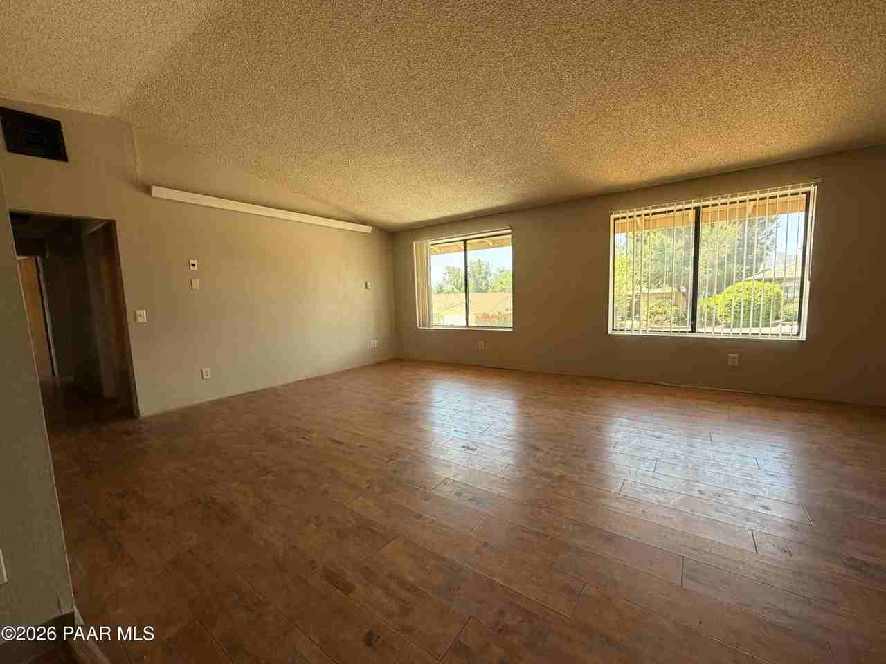 927 N Old Chisholm Trl #C - Photo 3 of 14