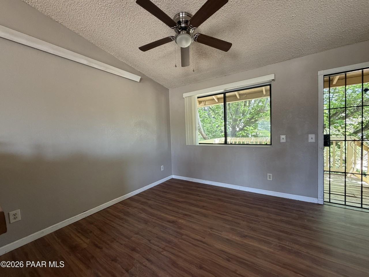 927 N Old Chisholm Trl #C - Photo 4 of 14