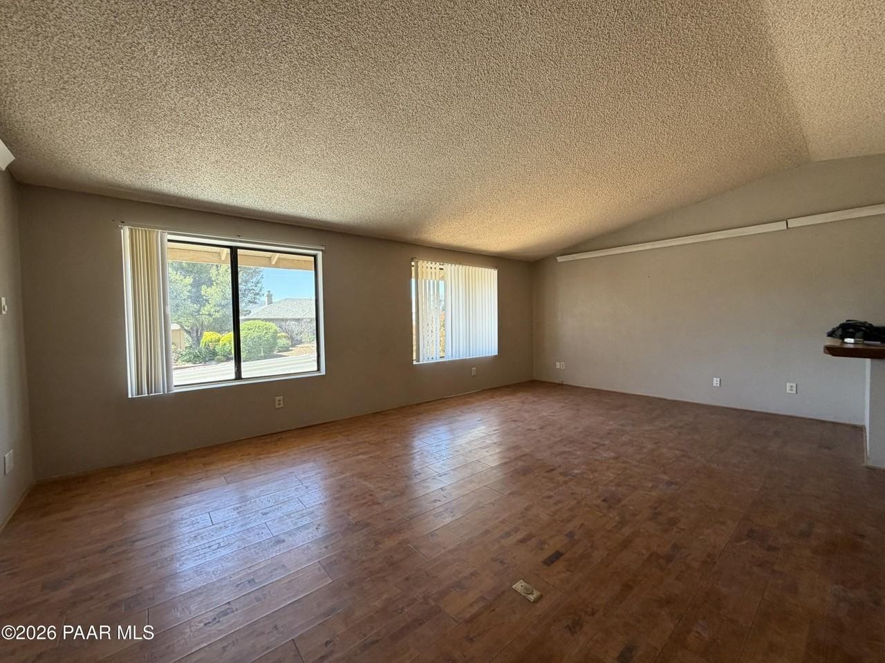 927 N Old Chisholm Trl #C - Photo 5 of 14