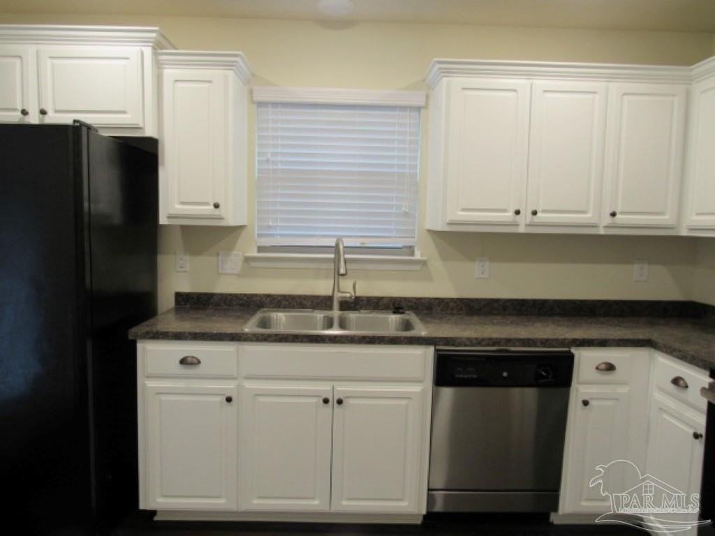 279 Cottage View Dr - Photo 3 of 10