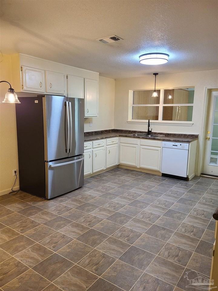 6960 Klondike Rd - Photo 6 of 29