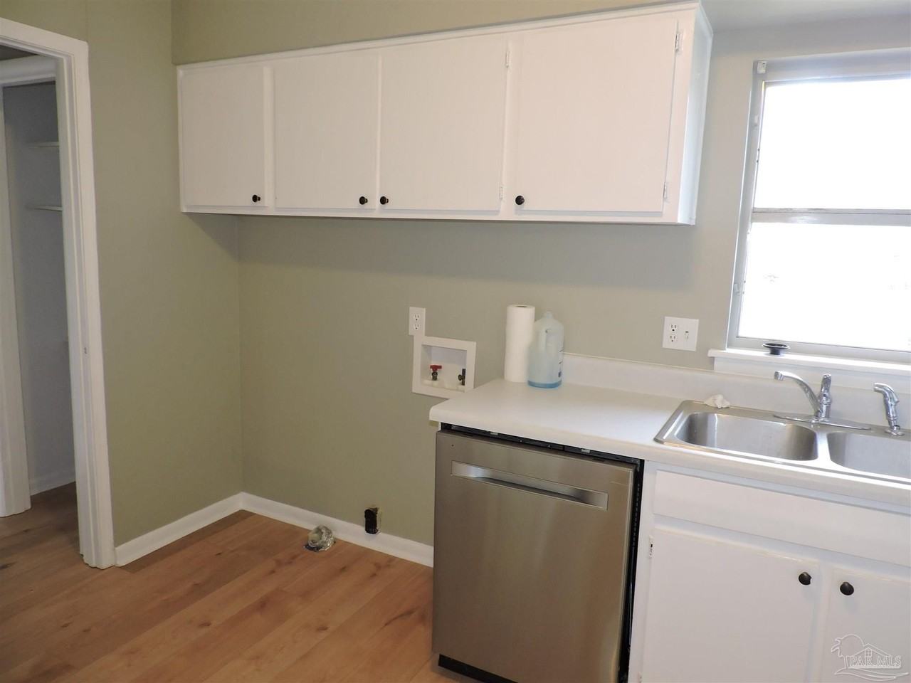 3641 Cherry Laurel Dr - Photo 2 of 22