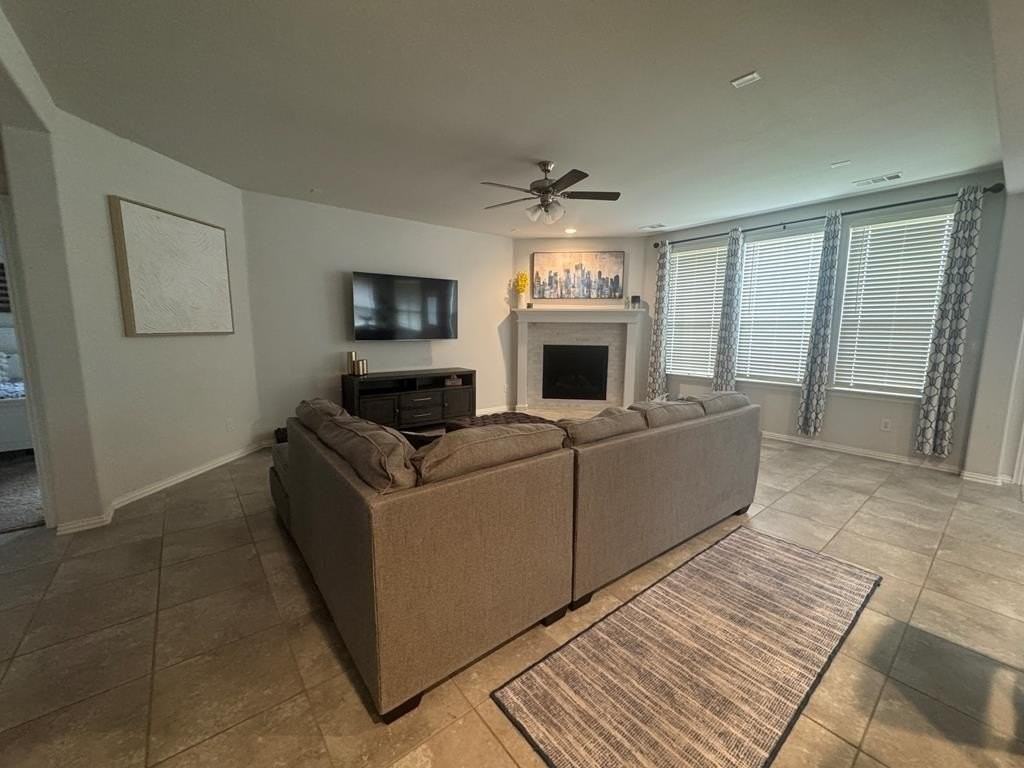 1307 Santa Clara Dr - Photo 4 of 20
