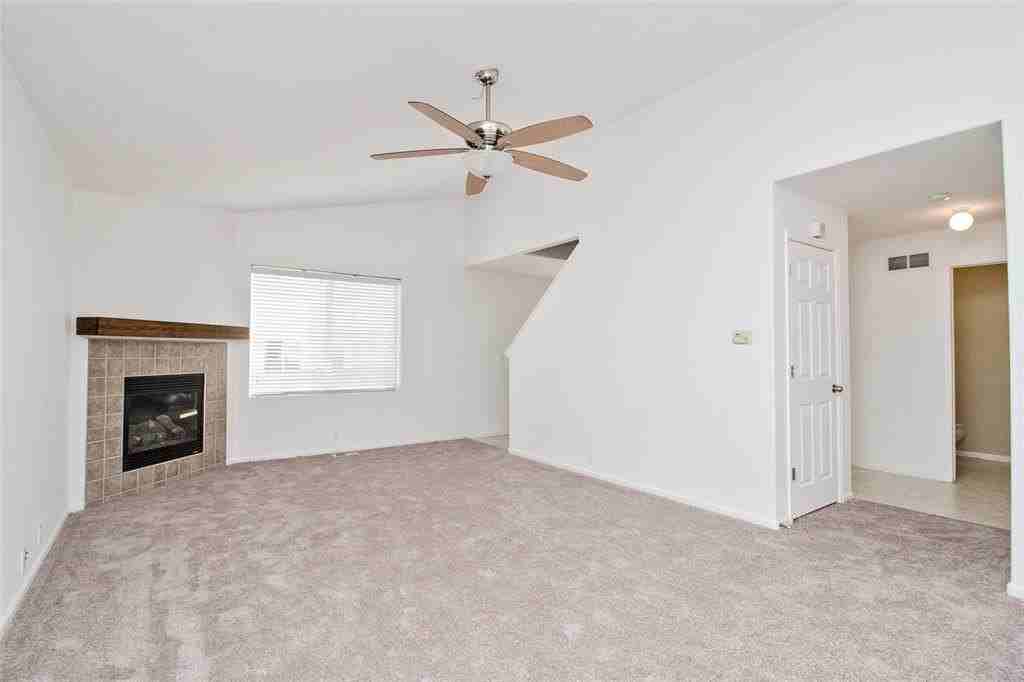 7335 Village Meadows Dr - Photo 3 of 22