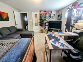 featured image of 1422 Tesla Dr