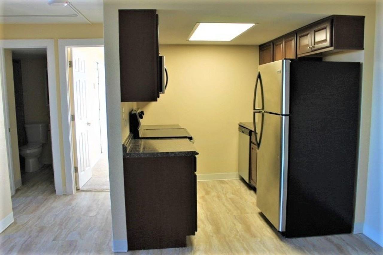 921 Green Star Dr - Photo 3 of 13