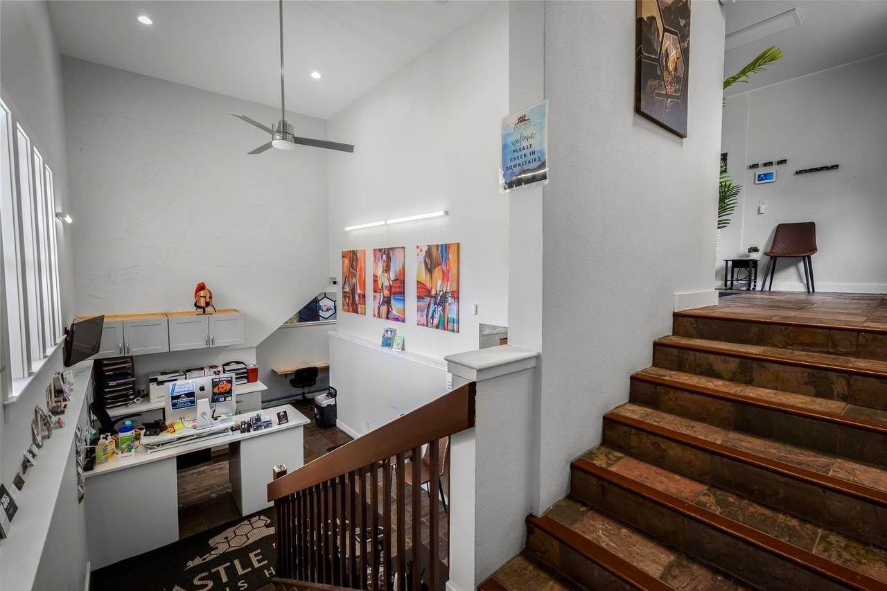 422 Elbert St - Photo 6 of 12