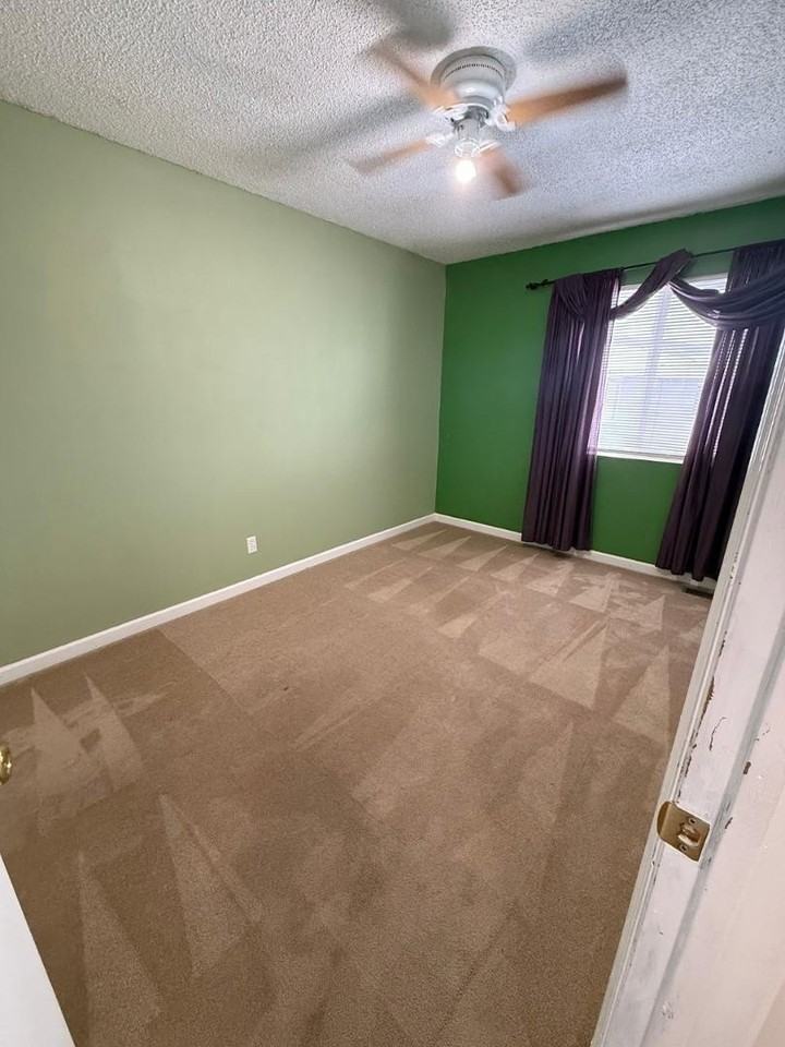 1268 Soaring Eagle Dr - Photo 7 of 10