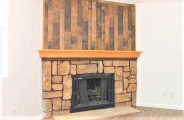 349 Gahart Dr #B - Photo 6 of 8