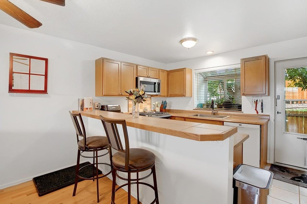 6622 Overland Dr - Photo 4 of 15