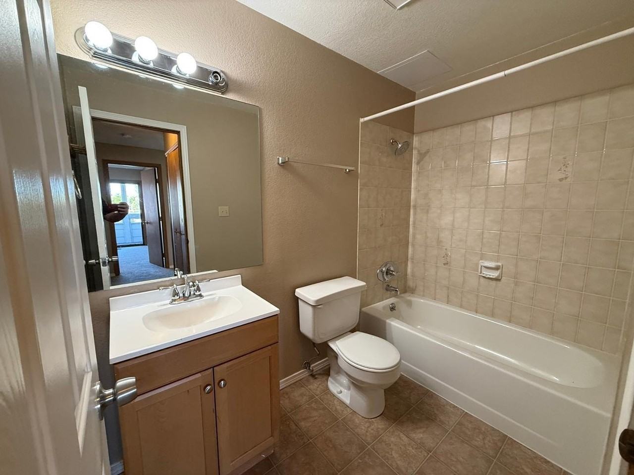 1238 Firefly Cir - Photo 3 of 13