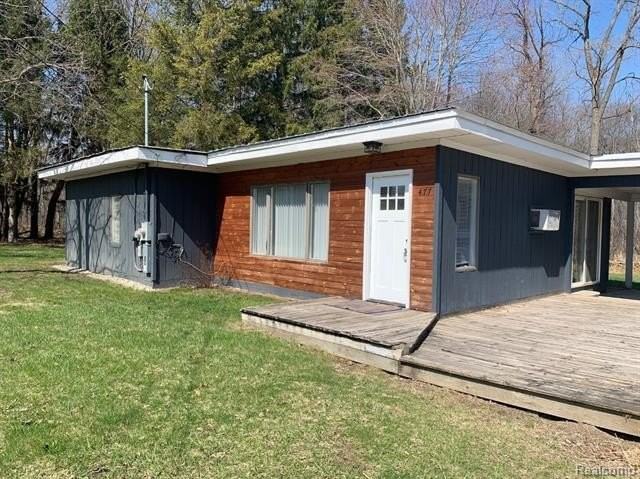 477 Crediton St - Photo 2 of 13