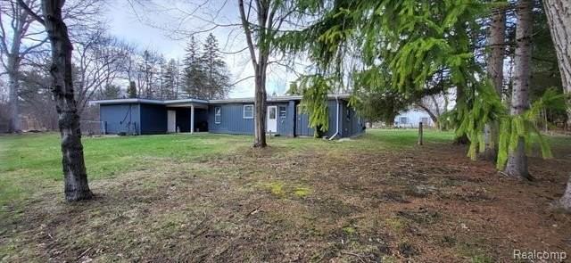 477 Crediton St - Photo 5 of 13