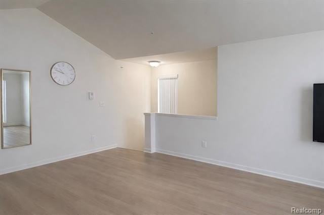 51843 E Pointe Ln - Photo 4 of 15