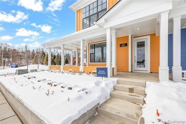 416 S Center St - Photo 2 of 28