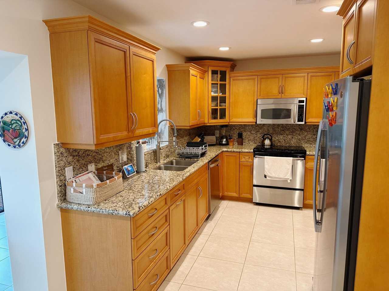 21708 Tall Palm Cir - Photo 6 of 22