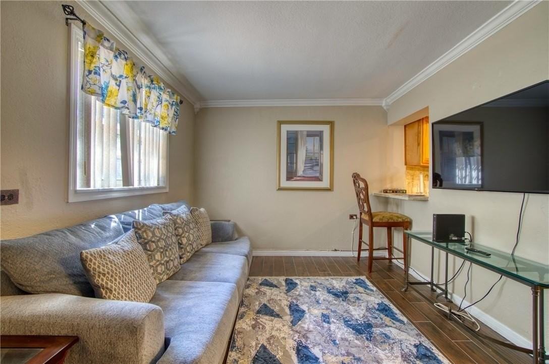 3513 E Shore Rd - Photo 3 of 13