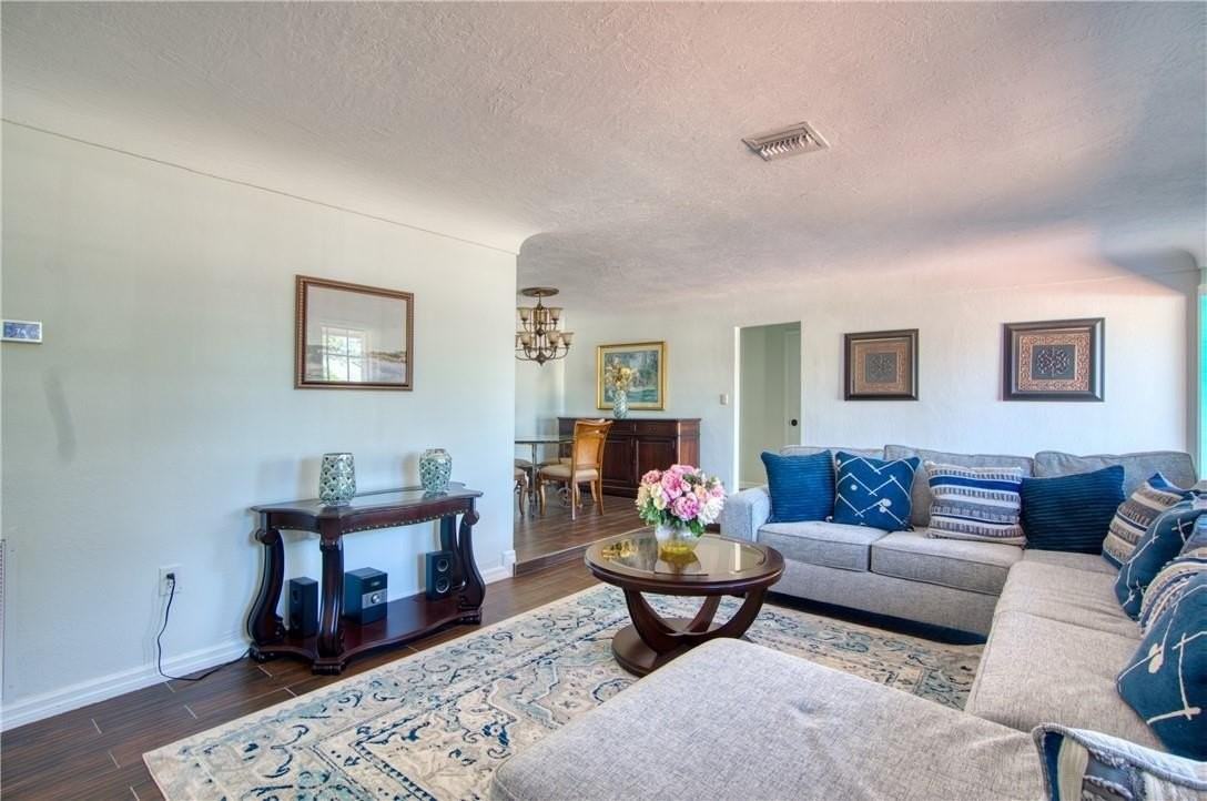 3513 E Shore Rd - Photo 4 of 13